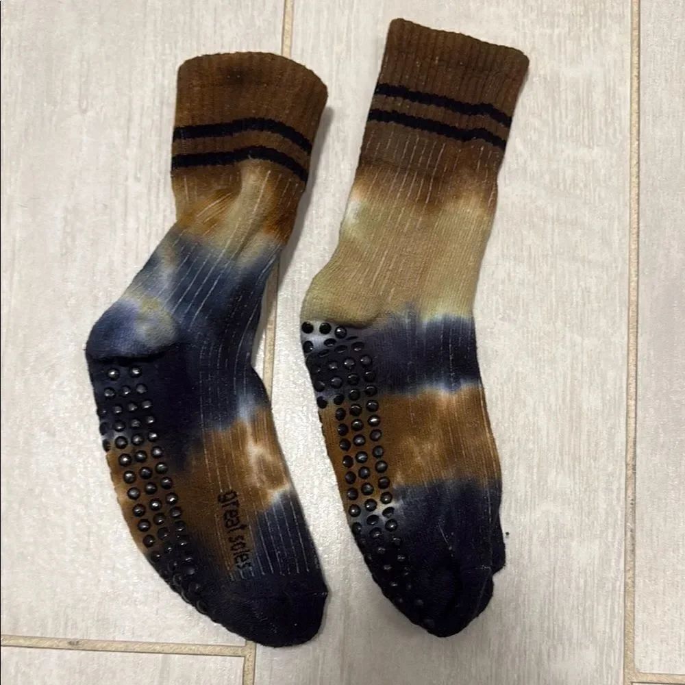 New great soles grip socks OS